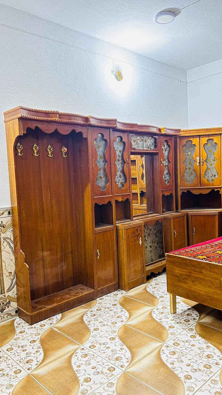 للبيع غرفه مسرح عراقي نظافه فول السعر850بيها مجال العنوان الرمانه للاستفسار*********** واتساب
