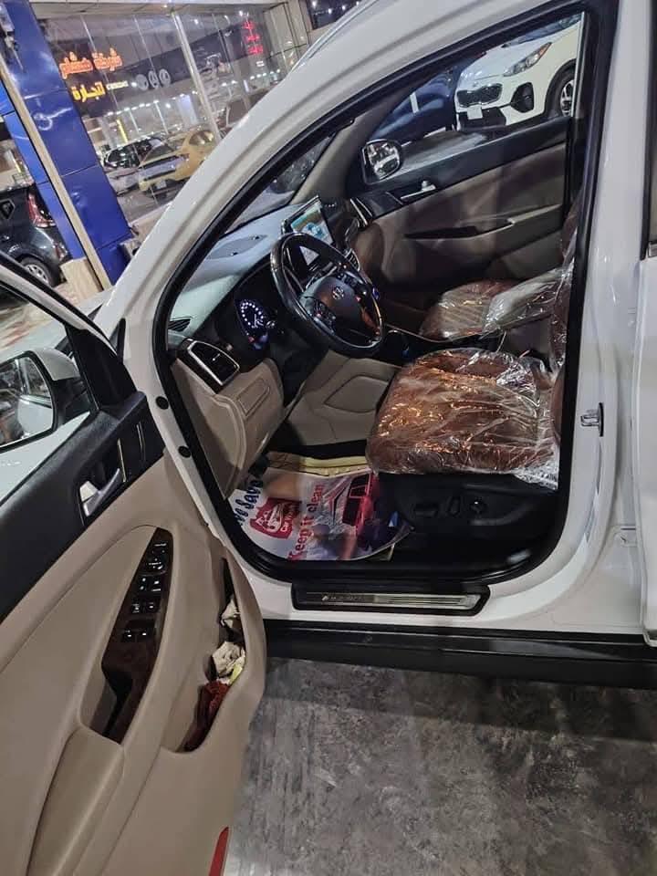 توكسان خليجي 2020 ماشية 71000

مكفوله كفاله عامه شرط السونار  
   
🅿️مواصفات الكاصد

عدسات عدد خمسة 5️⃣ 

زوج تايرات جدد 🛞 
 
شاشة جديدة 📺 

🅿️رقم بابل انكليزي بأسمي لوحه وهزه جديده
 
🅿️ حساس خلفي حساس امامي

🅿️🅿️لدنهاري  LED 

🅿️🅿️انظمت ترحيب   

🅿️🅿️بصمه عدد 2

كشن كهربائي عدد 2

🅿️حجم المحرك2000

🅿️🅿️تبريد امامي و خلفي 

🅿️🅿️المري قابلة للطي AUTO 

🅿️🅿️اشاير بلمرايا 

🅿️🅿️تحكم مقود جهتان 

🅿️🅿️المودات

🅿️🅿️الاوامر الصوتية 

‏🅿️🅿️DRIVEMODE ‏Comfort🌷eco🌷SPORT🌷SMART 
 
🅿️🅿️كاميرا خلفيه دوارة بلادي

🅿️🅿️لافكيشن

🅿️🅿️يدة ابواب المنيوم 

🅿️🅿️كشنات مخمل

🅿️🅿️ويل كب5 

🅿️🅿️سبير مانازل
السعر 220

مكان السيارة - حلة - حي الصحة 

للإستفسار 📞:- *********** - *********** حلة, بابل
