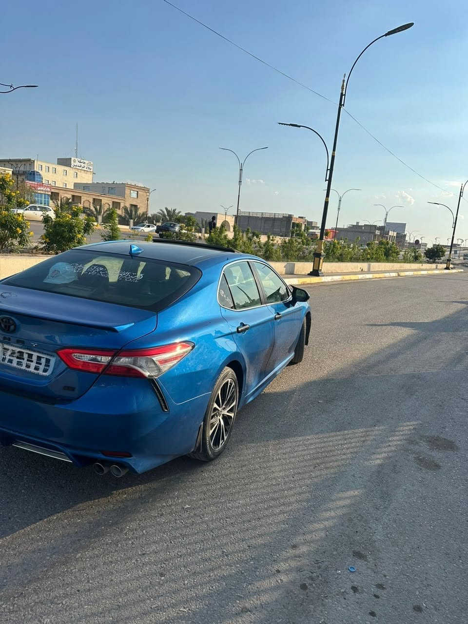 السلام عليكم 
كامري موديل 2019 
مواصفات SE
رقم بغداد بأسمي 
صبغ بنيد فقط 
السياره جاهزه الف ما تصرف عليها 
 سياره احلى من صور 
واتساب او اتصال 
***********
