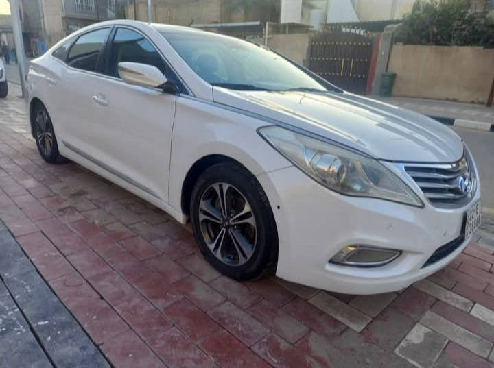 السلام عليكم ورحمة الله وبركاته
هونداي ازيرا  خليجي موديل   2012 .  بيع  او  مراوس 
 مكينه 6 سلندر كير ومكينه مكفولات 
ضررها اربع قطع بدون  ضربه ولا داخل شخط ع طول الصفحه  ومصبوغ 
موصفاتها
بصمه ابواب وتشغيل بصمة جنطة بانوراما طكتين 
كشنات جلدداخل جلد ملكي تدفئه  كشنات
قطعتين تبريد تحكم كشنات منفصل 
تحكم كشنات كهربائي 
اشاير بل مري. وبعد بيها هواي مواصفات اتصل وبيك خير وتدلل
مكان سياره كربلاء طوريج
السعر110 وبيها مجال  /   *********** كربلاء, العراق
