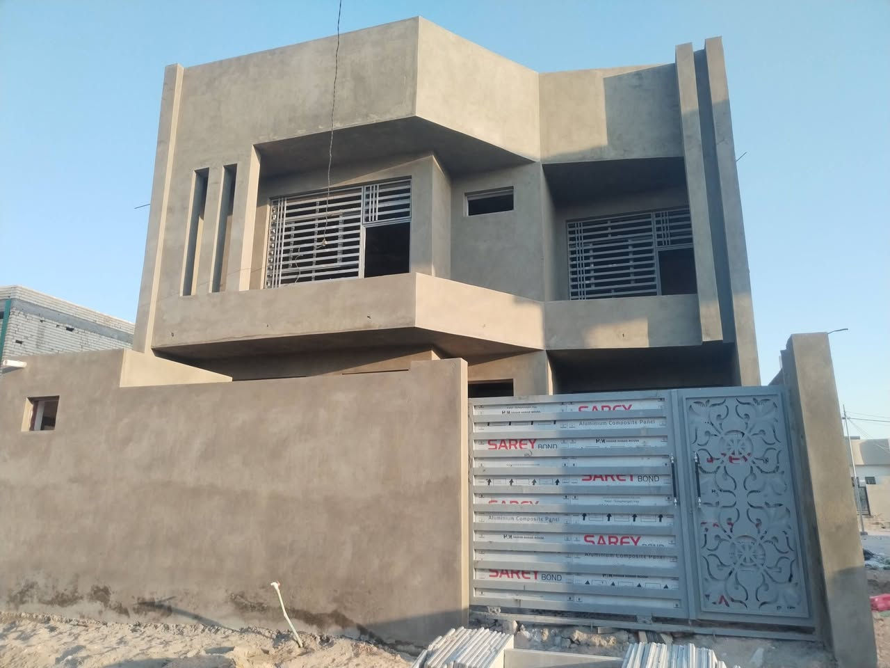 سلام عليكم ورحمة الله وبركاته
كادر خلف لبخ ٣ خلف
جص سمنت بورك درجه أوله شغل نضيف ومرتب
نشتغل داخل النجف متفرغين حالين للاستفسار الاتصال ***********
