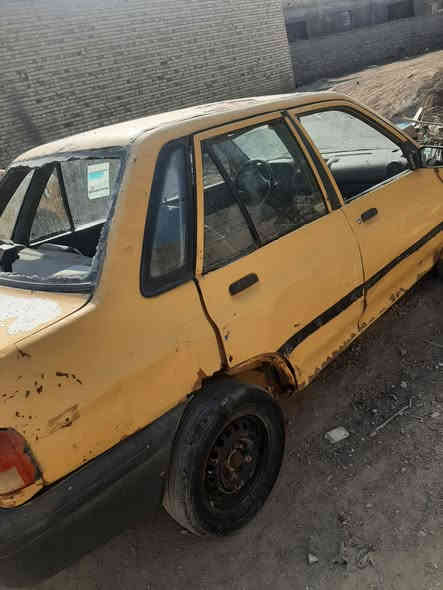 سياره سايبه موديل ٩ رقم بصره  سنويه صاقطه  ٢١ صاحب سياره سكنه البصره سياره في محافظه  ذي قار  يعر ٨ اوراق وبيهه مجال  رقم صاحب سيارة***********
