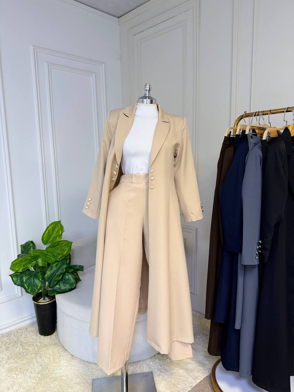 السعر 35 الف 
طقم قطعتين خامة دابل تركي
. 
القياسات: 40 ،42 ،44 ،46 ،48 ،50
توصيل 5 لجميع محافظات العراق 🚛


**إذا كنت صاحب هذا الإعلان وتريد حذفه لأي سبب، رجاءا أرسل رسالة إلى الدعم الفني**