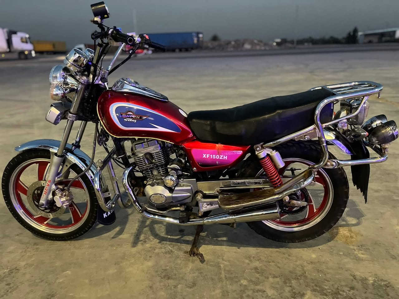 السلام عليكم جوندا للبيع او مراوس حسب النضافه الدراجه 2020 مكفوله ارقام سنويه محرك 150Cc اكزوزين+ابلكين دراجه جاهزه
كهربائيات كلهة شغاله سماعه بلوتوث مابيهة اي نقص


**إذا كنت صاحب هذا الإعلان وتريد حذفه لأي سبب، رجاءا أرسل رسالة إلى الدعم الفني**