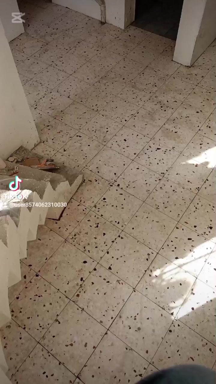 السلام عليكم تطبيك سيراميك بورسلين كاشي مرمر  دروجه اللاستفسار اتصال ع رقم ***********
