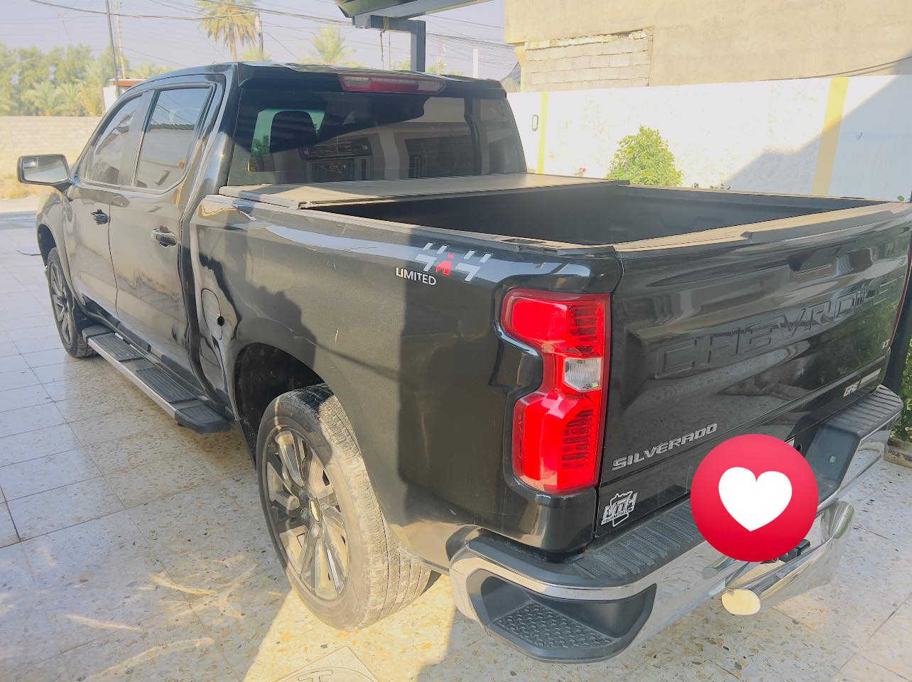 السلام عليكم 
للبيع سلفادور 2020 
تحول سريع السنوية تسقط 2028 
تحتوي على تخويل تضليل صادر من المرور العامة 
فول مواصفات 
8 سلندر 
مكينة 5300 
كشنات كهربائية 
شاشة دشبول 
معروفه مواصفاتها 
تخم تاير جديد 
باتري جديد 
تبريد ثلج 

السعر 225 $ وبيها مجال 
العنوان بغداد 
***********
