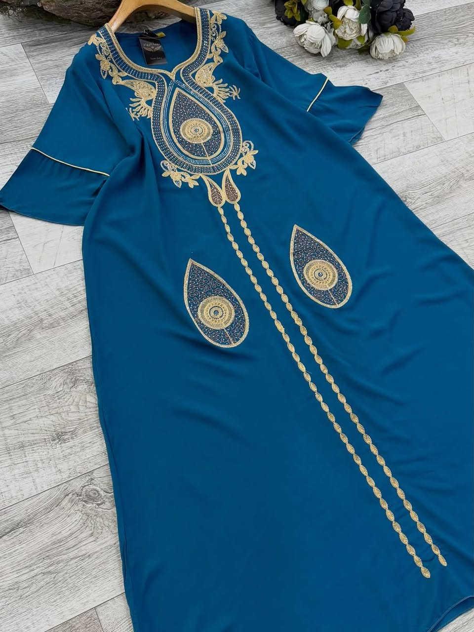 وصل الرمضاني 🥹🌛🌙⭐️
فيولا.. الأناقة والراحة تبدأ من بيتكِ! ✨
#دشداشة_نسائي_سسسادة_تطريز
#السسسسسسعر_صااااااااااااارت_قطعة_10ألاف 
القياس _2xl_3xl_4xl_5xl
الخامه كشمير  درجه اولى
التوصيل الفين دينار داخل قضاء المسيب
التوصيل محافظات 6ألاف


**إذا كنت صاحب هذا الإعلان وتريد حذفه لأي سبب، رجاءا أرسل رسالة إلى الدعم الفني**