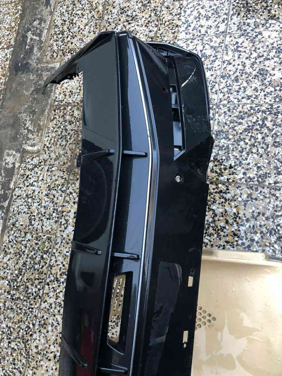 السلام عليكم
🛑- لحيه دعاميه خلفيه النترا للبيع للي تفيده
مديل ٢٤ مال لمتد ام حساس 
بيها كسور بسيطه قيم وخذ  

🛑- ربع دعاميه خلفي جهة الراكب للي تفيده 

مكاني بغداد
 للاستفسار   ***********
