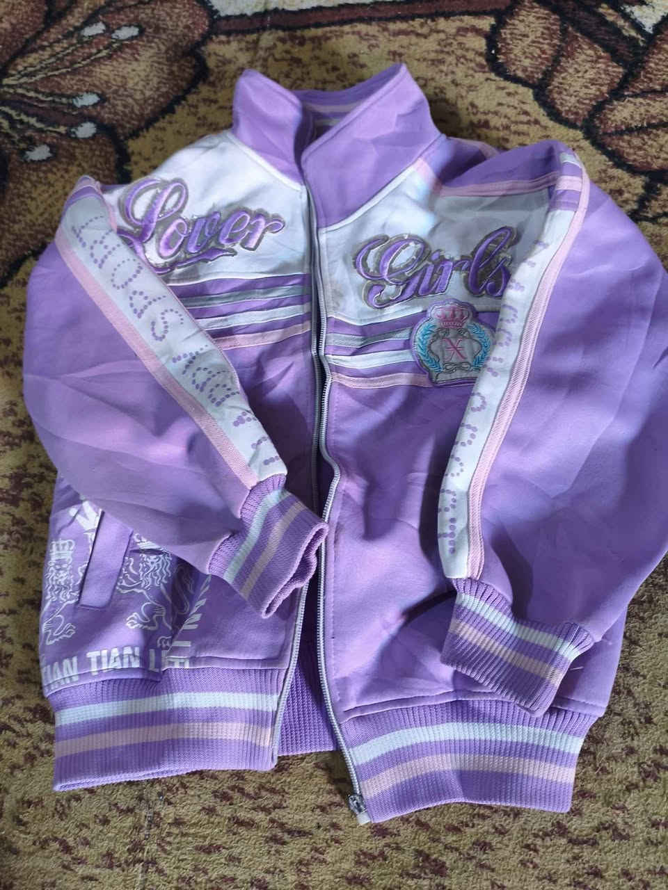 لاصحاب الباله الجمله والمفرد واللي يدور مشروع يسترزق منه هاي 4 شلفان باله تحتوي ملابس رجالي ونسائي و اكثره مال صغار من عمر 12 سنه وجوه الشليف الواحد بي 200 قطعه شرط قطع نضيفه كلش   للتفاصيل راسلني خاص  /// سعر الشليف 70 الف // 200 قطعه بل شليف الواحد وتدللون
مكاني البصره الزبير 

*********** الزبير, البصرة
