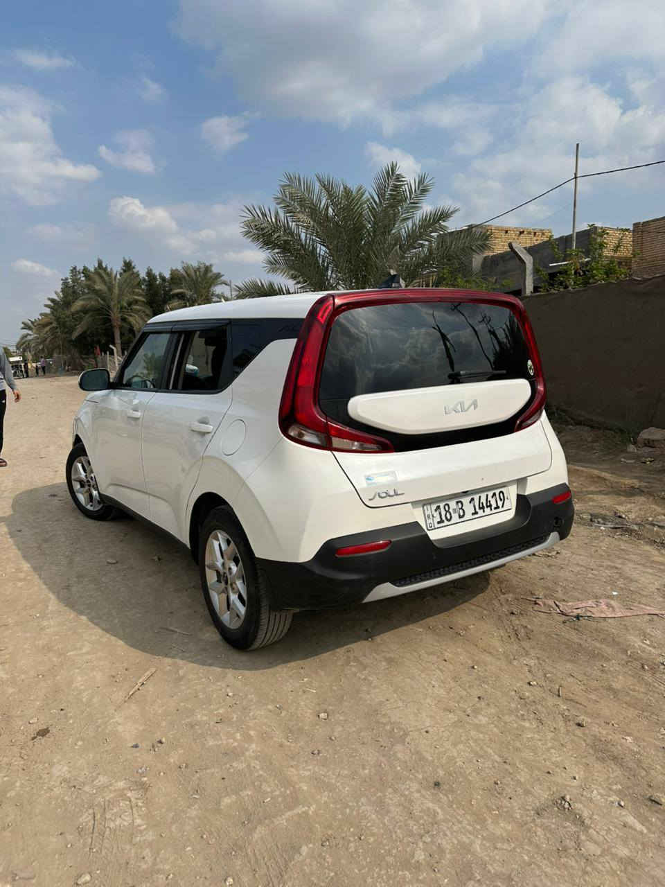 عليكم كيا صول 2022 للبيع السياره رقم بابل بااسمي مداور مباشر حادثها جاملغ وبنيد وانطخت عدنا بلعراق تبدلت باب خلف السائق نفس اللون بلادية السياره كلش حلوه ونضيفة واحلى من الصور وسعر مناسب ومواصفات حلوه كشنات تدفئه وستيرن سياره فول تبريدها خير من الله  وتحديد مسار وتحديد سرعه فول رادار ونقط عمياء وشحن لاسلكي كاميرا دواره اطفاء ذاتي ومبدللها مازدات مسويهن عدسات وزنون عده واسبير مال شركه  وبعد بيها مواصفات هواي اتصل وتدلل ***********

