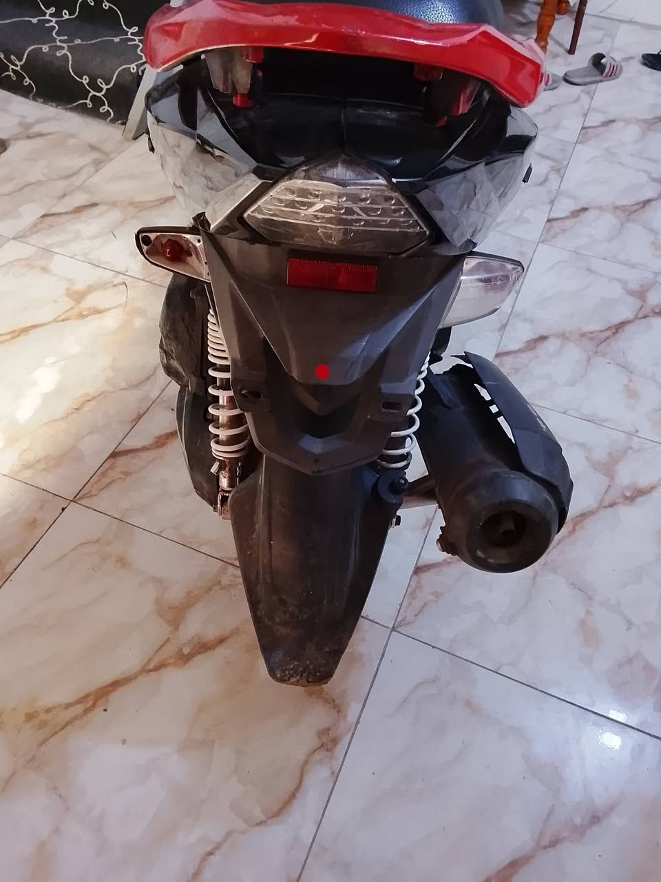 جيتي ار للبيع نضيفه كلش مكينه بلاديه ممفتوحه ابد ناعمه كلش فقط بيها بدايت خيط تبخير  دراجه كامله مابيه اي نقص شراي اتصل *********** وتساب العنوان بغداد 
السعر 675 وبيها مجال
