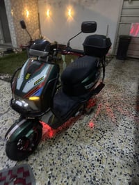 عندي هاي الدراجه اريد ابيعها مثل مو شايفين الدراجه جديده اريدها ب750 و...