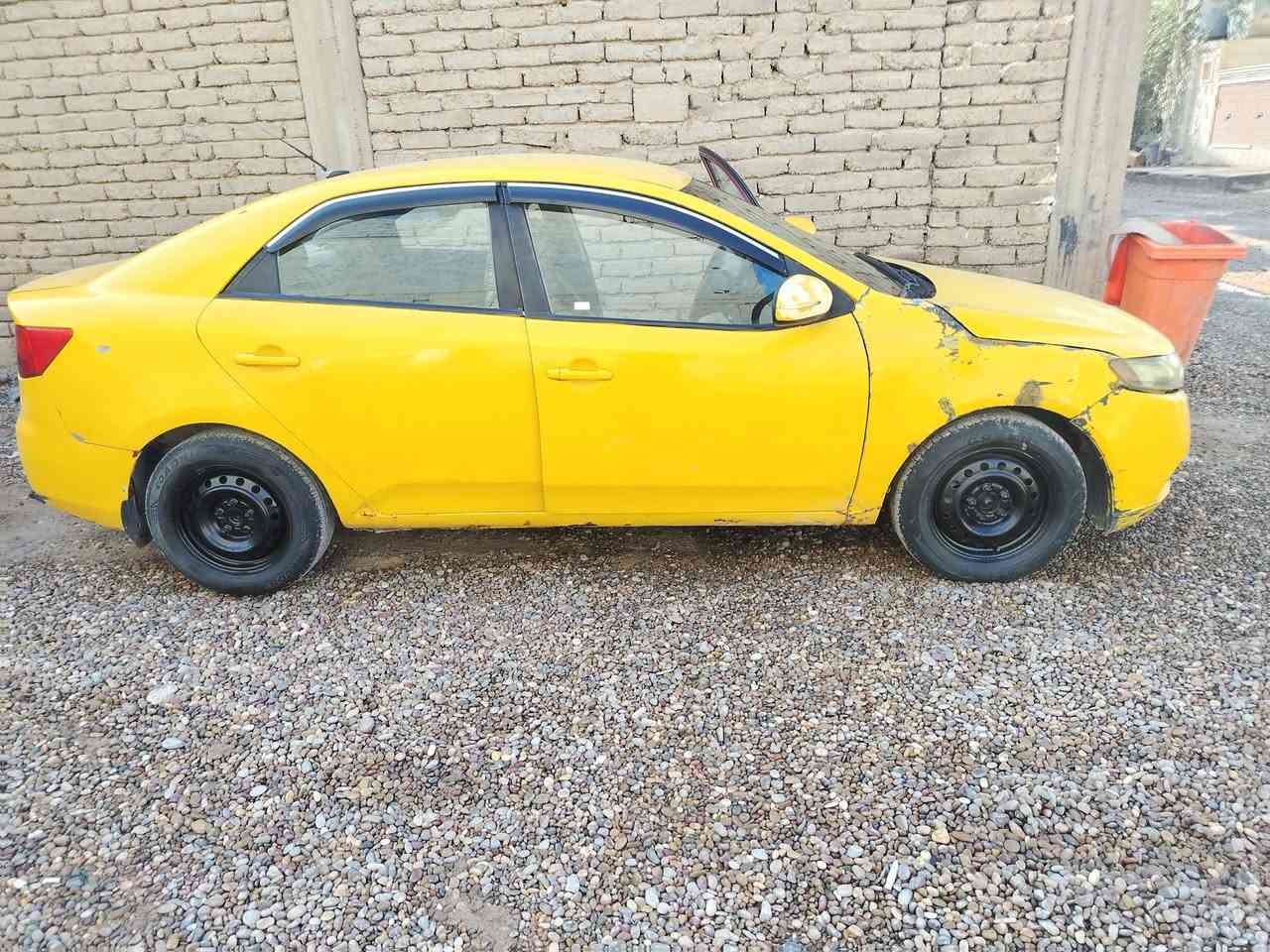 السلام عليكم
كيا صالون  2010 وقم صلاح الدين صدامي وارد مريكي 
حجم محرك 2000 سياره مصبوغه عام تخم تاير جديد مكاني سامراء 
  مواوس حسب قناعه 
للاستفسار اكثر الاتصال على الارقام 
***********
