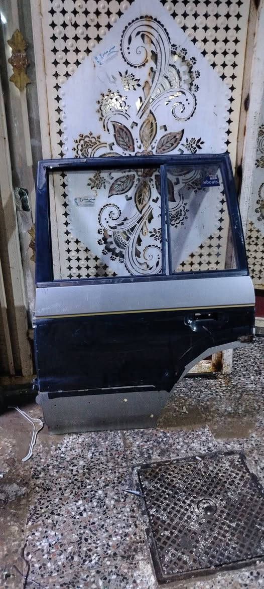 وصلن بطاين باجيرو قديم حاويه من موديل ٩٠ الئ ٢٠٠٠ زوج أبواب حاويه بغداد مدينة الصدر اورفلي *********** وتساب موجود خدمة توصيل موجود
