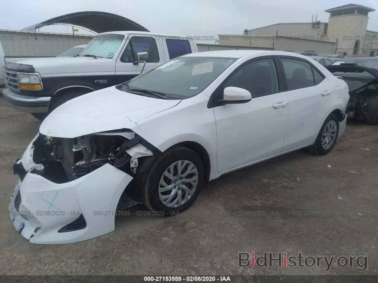 كورلا للبيع وارد أمريكي ابيض ٢٠١٨ حادثة خلفي موضح في الصور مكاني بغداد ***********
