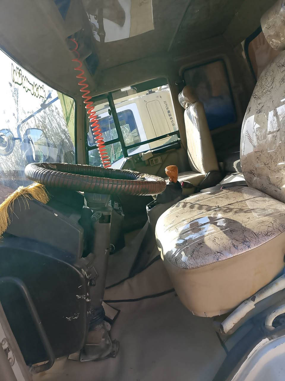 السلام عليكم فوزه سياره جاهزه وحلوه مابيهه اي نقص كبل عمل مكاني كربلاء الحسينيه  السعر. 115.  وبيهه مجال وترهم مراوس مكان كربلاء الحسينيه *********** ***********
