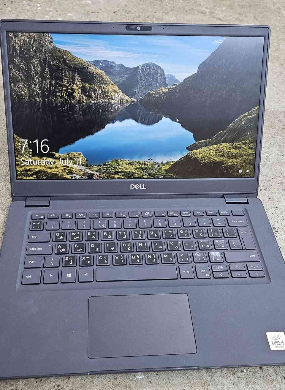 السلام عليكم... 
لابتوب DELL
معالج  cor i 5 الجيل العاشر 
رام 8 گيگا
هارد 256 گيگا ssd سريع جداً 
شاشة حجم 14
شحن يدوم اكثر من ساعتين 
نسبة النظافة فوق 90 ٪
السعر 280 الف او بيه مجال اتصل او تدلل 
***********
متوفر قطعتين
