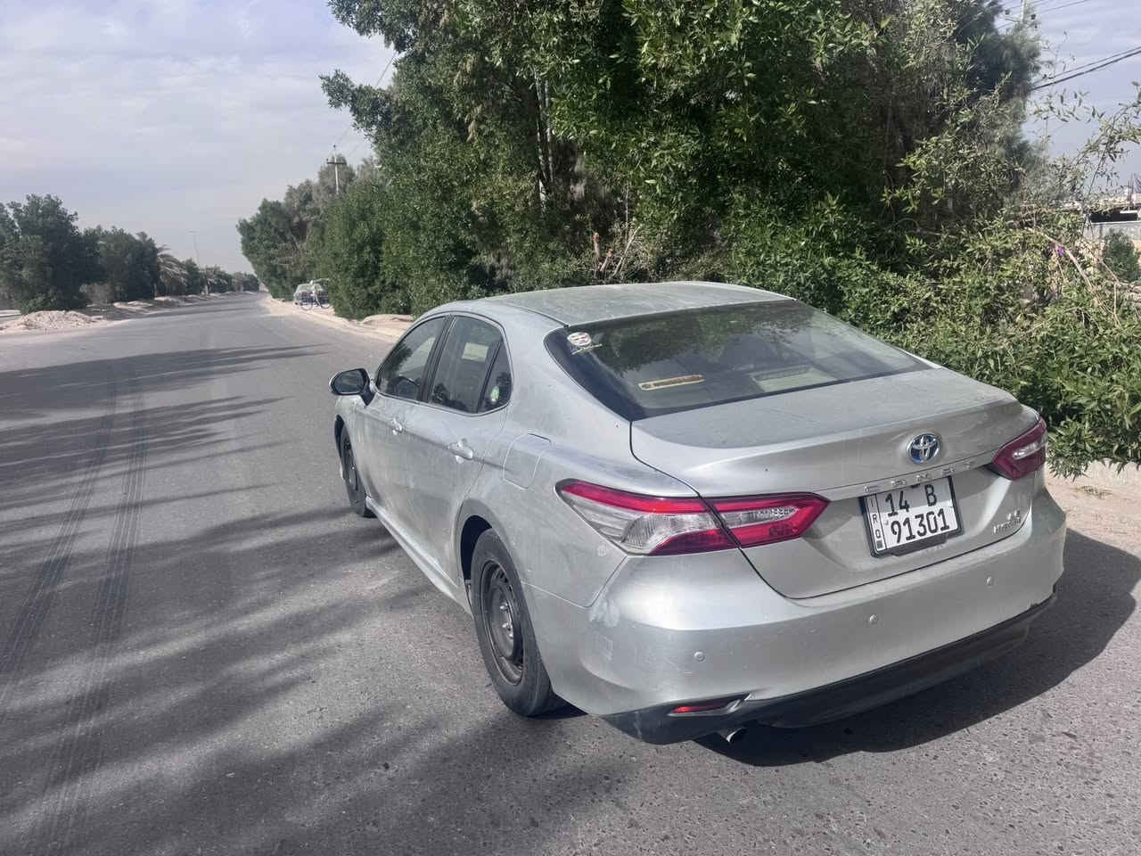 سلام عليكم
سياره كامري مديل 20 معليه 23
 هايبرد كفاله من لضربه بيها صبغ مكانها البصره الشعيبه 
لسعر 130 
الاستفسار ***********
