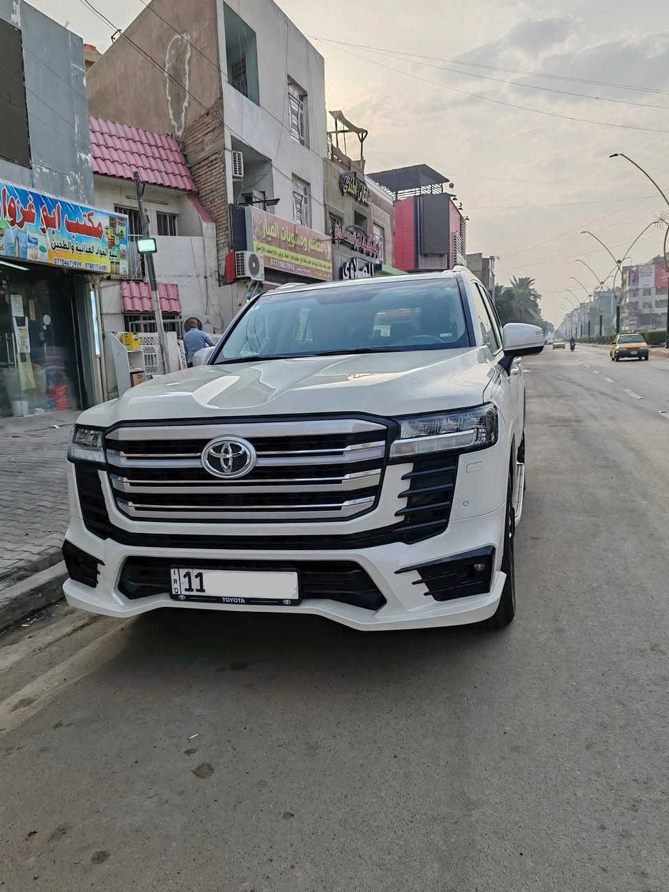 لاندكروز 2023 gxr وكاله ساز
محرك 4000 تنفس طبيعي 
ماشيه40000 الف كيلو 

السياره بيهه صبغ بنيد ودعاميه اماميه وجاملغ مبدل نفس اللون 

السعر 60$ الف دولار
مكاني بغداد 
***********ماشيه40000 الف كيلو 

السياره بيهه صبغ بنيد ودعاميه اماميه وجاملغ مبدل نفس اللون 

السعر 590$ ورقه
مكاني بغداد 

***********
