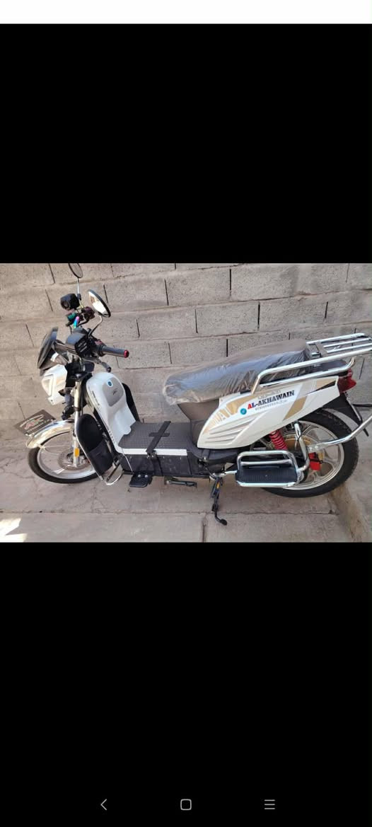 هارلي موديل 25
ابو البصمه نضيفه فول 
6 بطاريات ع الفحص
جهاز نذار مانع السرقه 
السعر 700 وبي مجال 

‭***********
