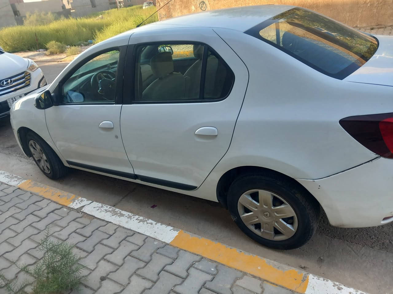 السلام عليكم للبيع رينو سنبل موديل 
2021 سيارة استلام شركة رقم كربلاء مبدل بيها مكينه بيها طخات بسيطه العنوان بغداد  اليوسفية  القصر الاوسط للاستفسار اكثر اتصل على الأرقام التالية 
*********** /***********
 السعر 55 وبيها مجال بسيط

