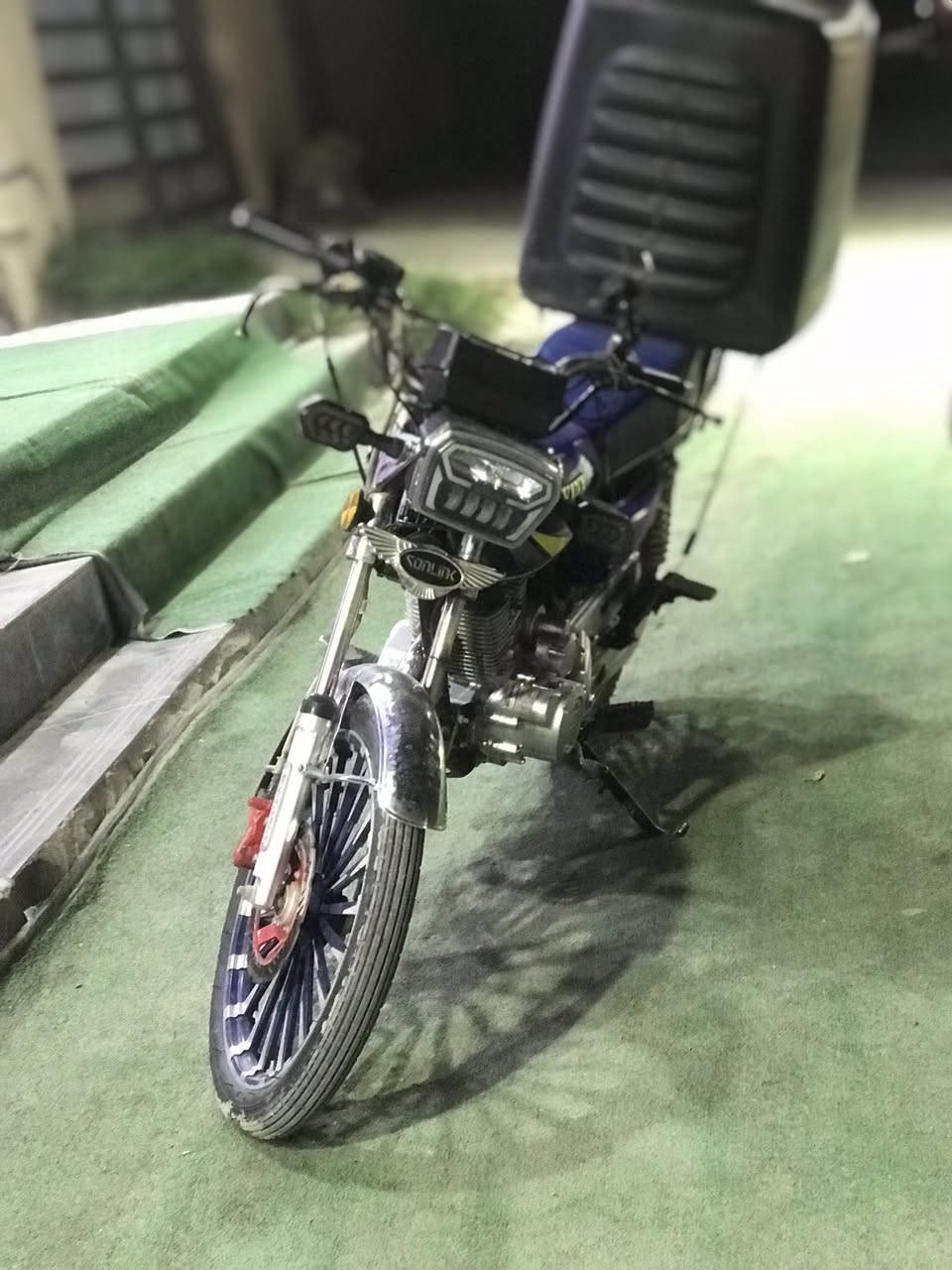 سلام عليكم دراجه سيفان 24مكفوله كفالة عامه اوراق كامله السعر 800وبيه مجال
مكاني محموديه 
***********
