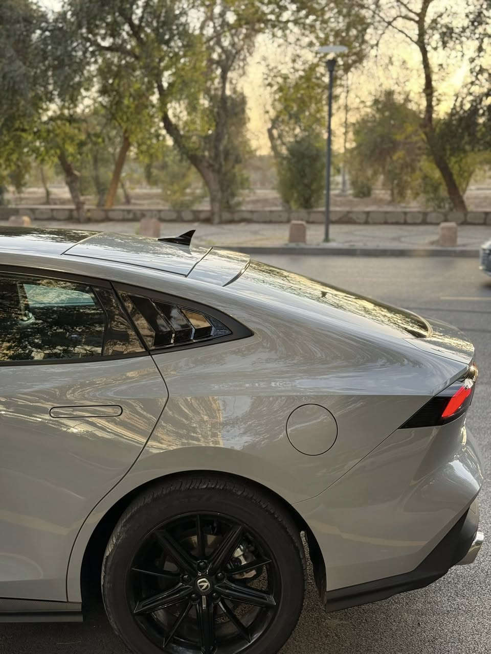 السلام عليكم
شانجان UNI V موديل 2024  لون اسمنتي وكاله خليجي وحرة بأسمي وداخل ضمان الشركة ✅ 

السيارة رقم بغداد بأسمي وكفالة عامة وماشية 34 الف كيلو 

محرك 1500 تيربو 185 حصان 🚀 

مواصفات السيارة فول الفول وحذكرهن بنهاية المنشور 

السعر : 165 $ او مراوس حسب القناعة 

العنوان : بغداد / الكرادة داخل / *********** متوفر واتس ايضا 

المواصفات

تشغيل عن بعد + بصمة ابواب و تشغيل وصندوك 

كشنات كهرباء السايق + الصدر + جلد وتبريد 

4 كاميرات و 360 درجة + حفظ التصوير (داش كام) 

حساس امامي و خلفي + رادار  وتحديد مسار 

شفتات ستيرن 

سستم انارة داخلي متغيرة الوان 

مري كهرباء + اشاير مري 

صندوك كهرباء 

تبريد قطعتين 

قمارة بنوراما 

وباقي مواصفات الشانجان المعروفة
