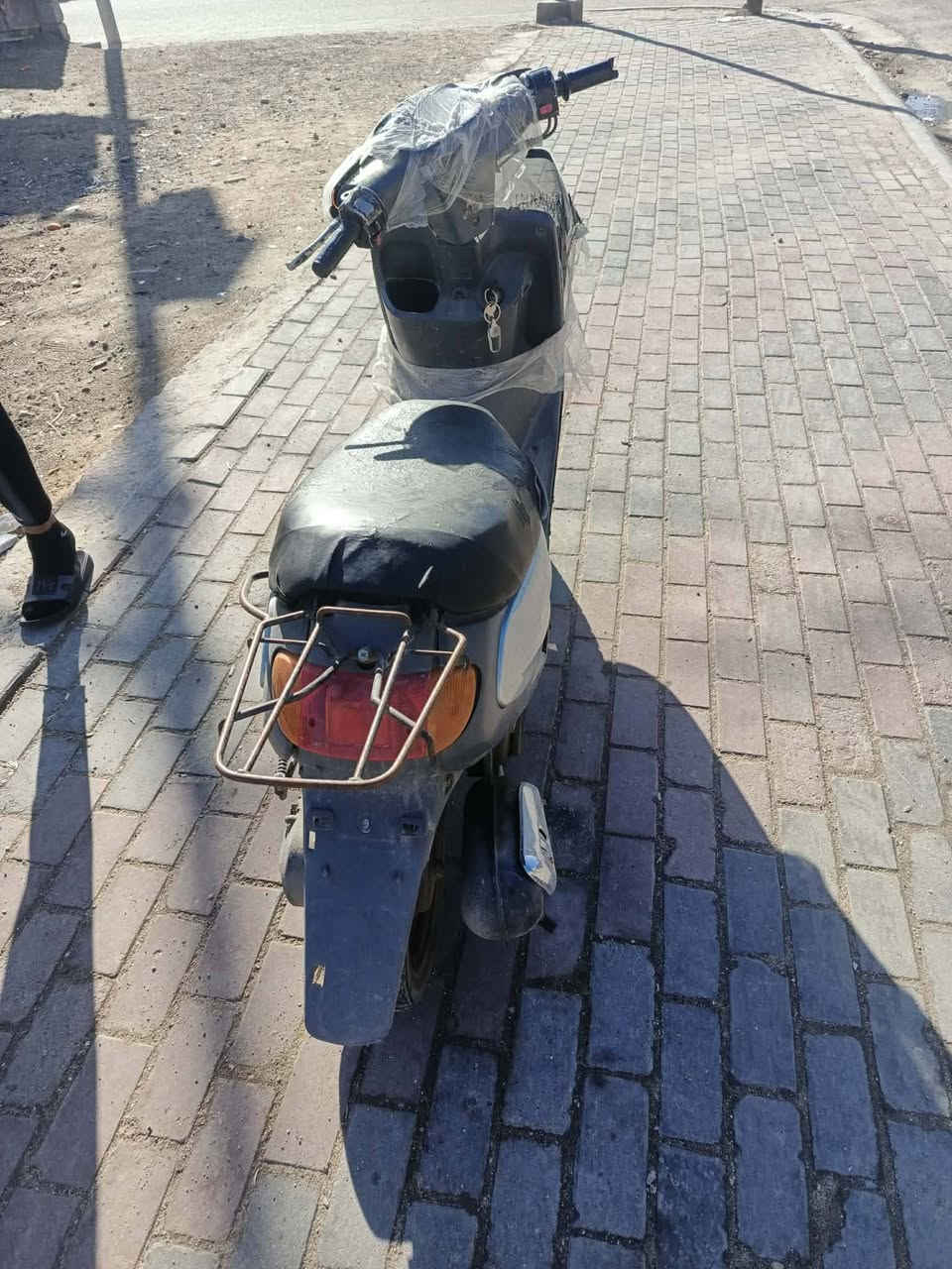 سلام عليكم منغولي نضيفه شغاله سلف وهندر كهربائيات كلهن شغلات دراجه مال شغل وين ما تريد روح بيه سعره 140 مكاني كربله حي العامل منطقه ثانيه ***********
