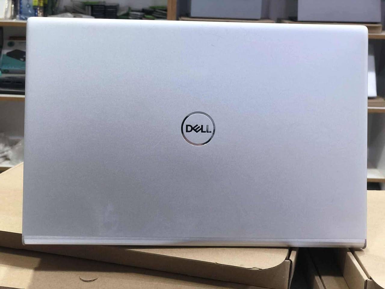 يفيد جدا ل الاعاب و التصميم و برامج الهندسية...
المواصفاتة
شاشة لمس
Dell Inspiron 15 
Core i7-10750H
Gen 10 جيل العاشر 
Ram 16gb ddr4 
Hard 512 GB SSD 
Screen 15.6 fhd
Touch screen 
VGA Nvidia gtx 1650TI 4Gb كرت الشاشة الخارجي 
 +8 gb intel كرت الشاشة الداخلي 
 hdmi منفذ 
Type C + sc card منافذ 
Windows 11 pro

❤️السعر 760 الف دينار❤️
الملحقاتة الشاحنة اصلية و
الجنطة
ماوس وايرلس
وصل ضمان موجود
***********
مكاني قضاء كلار. السليمانية
التوصيل متوفر لكل محافضات العراق
