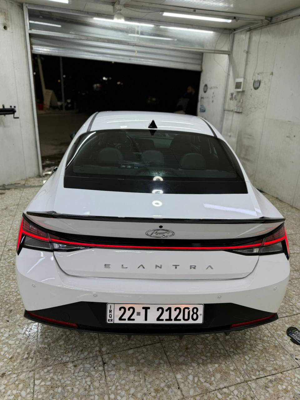 النترا N Line فول فول مواصفات
موديل :2023 
محرك : 2000 تيربو 
لون : ابيضّ 
دخول حديث ماشيه ٥١ الف كيلو 
حادثه قبغ جنطه فقط لا دواخل لا اريباك لا لغد كله مكفول … مكان سياره بغداد 
___________
المواصفات N Line 
شاشه دجيتل متصله 
كشنات حضن كله علامات N ريكارو 
كشنات تدفئه سايق وراكب جلد وقماش
فتحه سقف 
تحكمات ستيرن 
شفتات ستيرن 
أشاره ترحيب 
تحديد سرعه 
كأمره خلفيه 
رادار امامي 
رادار جانبي 
رادار خلفي 
حساسات خلفيه 
3 انضمه 
Sport _Normal_eco
حادثه قبغ جنطه فقط لا اريباك ولا دواخل ولا لغد كله مكفول                      بغدادحي القاهرة***********
