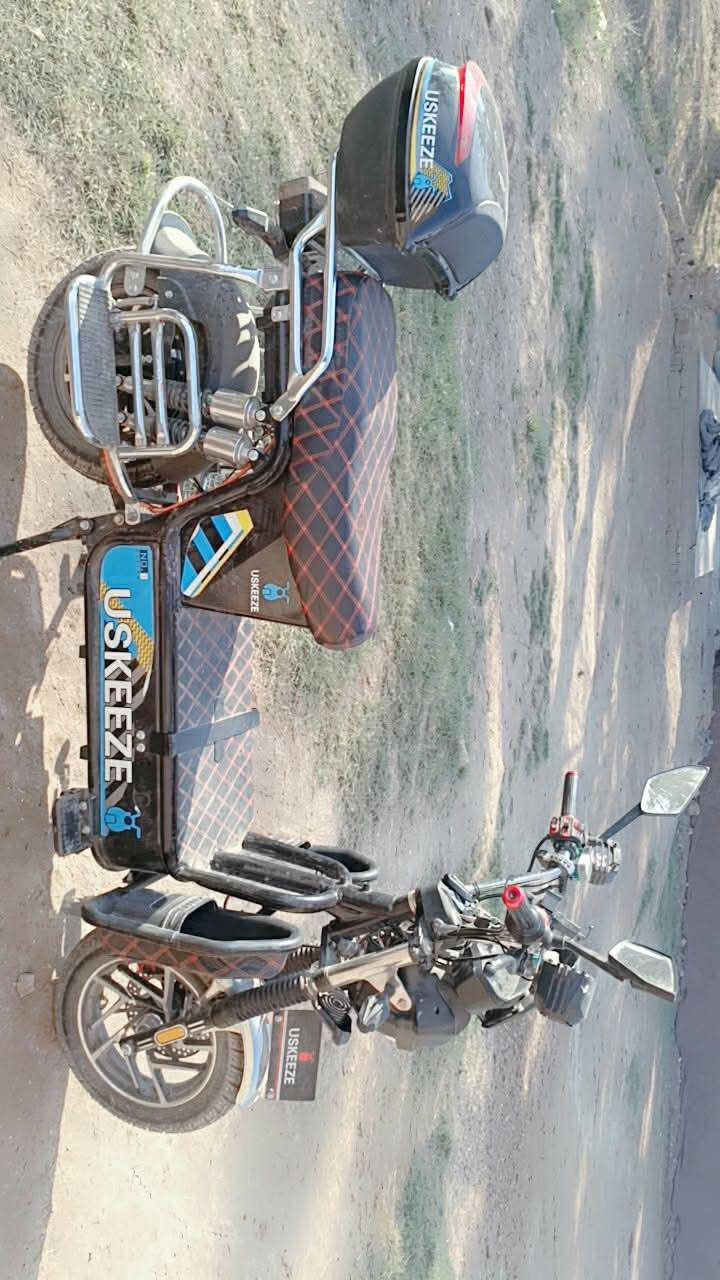 موطور شحن للبيع صارله شهر مستخدم بطاريات فوول بس صاحبه متوازي مفتوح خاص مكانه الكرمه تواصل  سعرخاص     ***********
