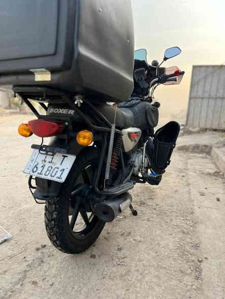 بوكسر موديل 2021 جبلي للبيع
مرقم بغداد لوحات نكليزي وبسمي شرط تحويل ثاني يوم
دراجه خير من الله اي نقص مابيهة تجي بعينك وتشوف
دراجه مبدل بيهة كاز كيت وبدللهة كلجات جديد شركة صار اربع تيام سعر ملونين 100 وبيهة مجال ***********
