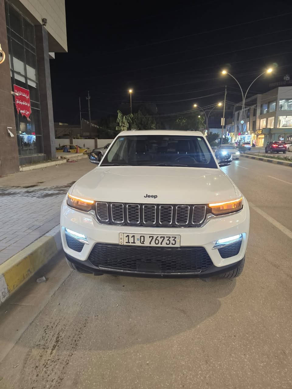 للبيع
‏ Grand Cherokee limited 4Xe 2024 2.0L

جيب كراند شيروكي هايبرد  

فول مواصفات 1/1

🟫 حجم المحرك 2000 تيربو 375 حصان مع محرك الكهرباء 

نظام الشحن 

  محرك تيربو + هايبرد + بلك ان

🔴 جميع الايرباكات سليمه

🔴 حساسات خلفية

🔴 ‏‎حساسات جانبيه بالمري

🔴 خمسة راكب 

🔴 رادار 360 درجة 

🔴  تحديد مسار   

🔴  تبريد قطعتين 

🔴خمس انضمة قيادة 

🔴 بانوراما 

🔴 دفع رباعي. 

🔴 كير ماوس مع وضعيات القياده المختلفه 

🔴 شفتات ستيرن 

🔴 هاند بريك بصمه 

🔴 مقود جلد + تدفئة 

🔴 شفتات ستيرن

🔴 لايتات لد 

🔴 هيترات في الكشن الامامي والخلفي 

🔴 شاشه كبيرة +شاشة للراكب

🔴 كراسي خزن ميموري  

🔴 سستم صوت ALPINEو دمام خلفي بلادي 

🔴 تشغيل عن بعد

🔴 نظام محاكاة العجلة الذكي 

🔴 نظام قيادة ذاتية بريك امامي خلفي اوتو (توقف ذاتي)

🔴 مكان حلة

حادث ربع داعمية جهة سايق
صورة الحادث يالمنشور

للإستفسار  الاتصال ***********

 السعر خاص
