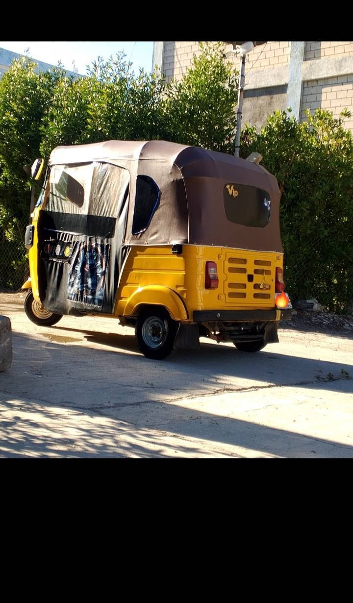 السلام عليكم تكتك للبيع موديل 2019/5/29 التكتك خير من الله ما ناقصهه شي كبل للشارع التكتك رقم وسنويه انكليزي والتحويل اشوكت ما يعجبك 
العنوان/ واسط قضاء الحي 
للاستفسار/***********
