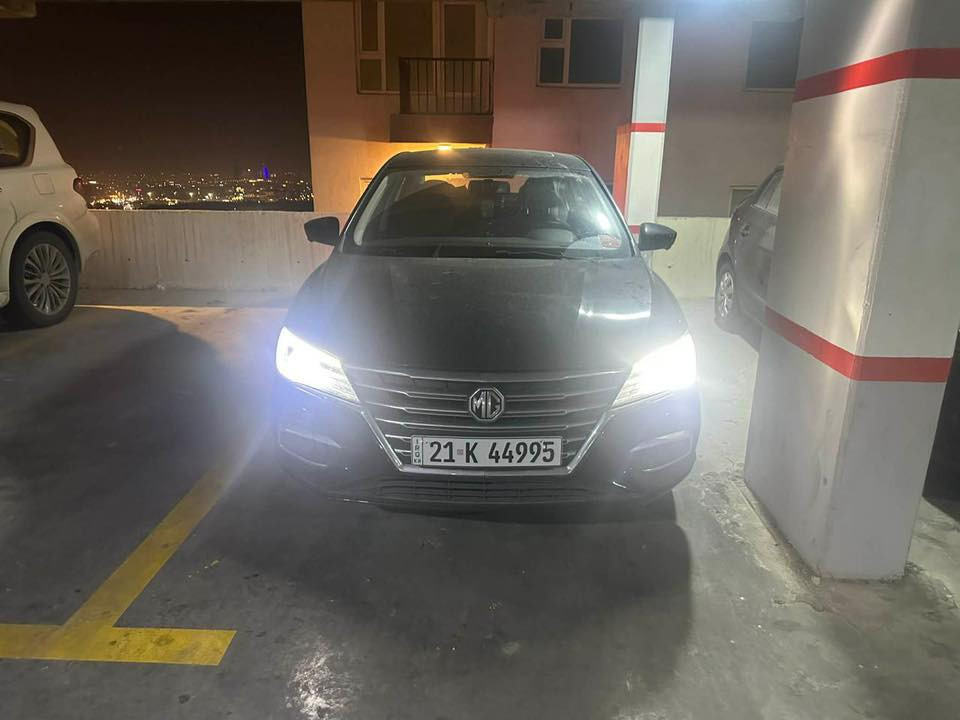 MG 5 luxury  2024
فول مواسەفات 
تەنها ٧٠٠٠ هەزار ڕۆشتووو 
بێ بۆیاغ بێ سارد بێ شوخت
تەنها ٣ قۆپی هەیە چاکنەکراوە بە پێ دێ ئەڕ چاکدەبێت بە زەمان نە بۆیاخی تێبکەوێت نە سارد
سلاید
بەسمە 
دەرگا بەسمە 
کوشنەکانی جلد و کارەبایی و هیتەرە
کامێرا 360
چوار کامێرا و حاسە
ویل کڕۆم
ئاوێنە شەفت
بریک بەسمە
شاشە گەورە
سێ مۆدی گێڕ
سێ مۆدی سوکان
لایت لید
تەحەکوم لایت
تەحدید سورعە
هەموو گیانی بەشەرت
نرخی ١٠٦ مەمەڵەێکی کەم
(***********)
