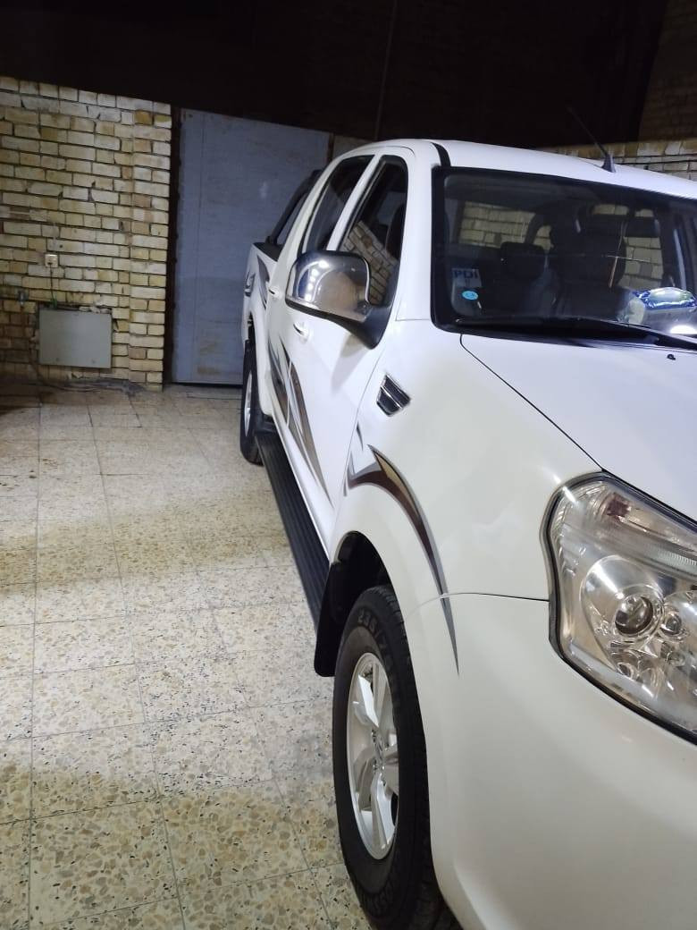 السلام عليكم ورحمه الله وبركاته بيكم فتون موديل 20 جديد بسمنه حره ثاني يوم التحويل مابيها حادث ولا قطره صبغ احلى من الصوره اريد امراوس العنده يتصل وبالخدمه بي وات ساب وتدلل من بغداد 
***********
