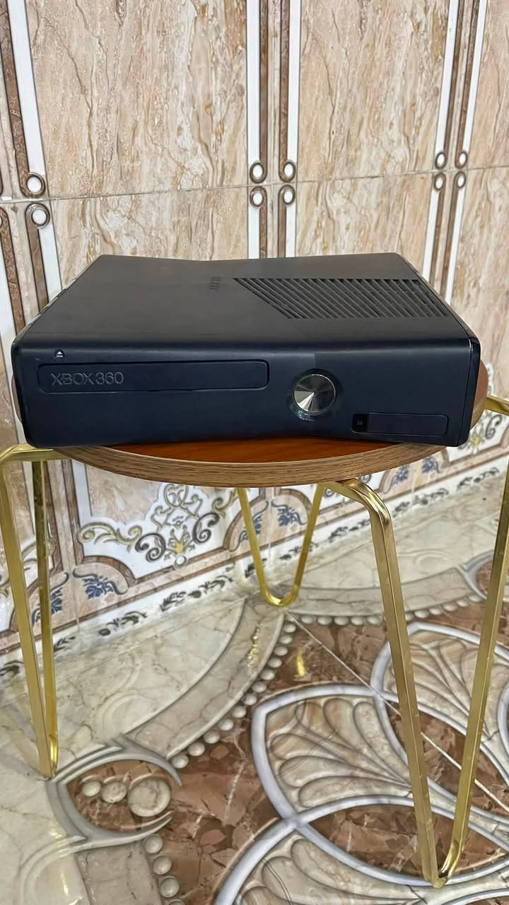 السلام عليكم 
اكس بوكس 360 بحاله جيده نضيف متروس اللعاب
وياه يدتين والباكيت مالته ومحوله تشغيل يعني جاهز من كلشي
سعره 130 وبي مجال 
خور الزبير
***********
