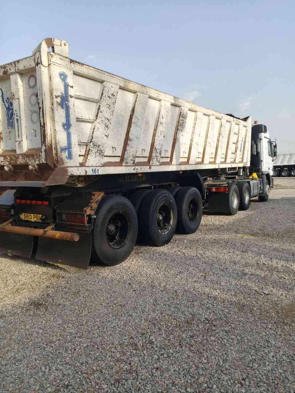 السلام وعليكم اكتروز نثية 3348راس وعربانة 2005مسجلة 19عربانة 2012سورية تخم تاير راس وعربانة ***********
