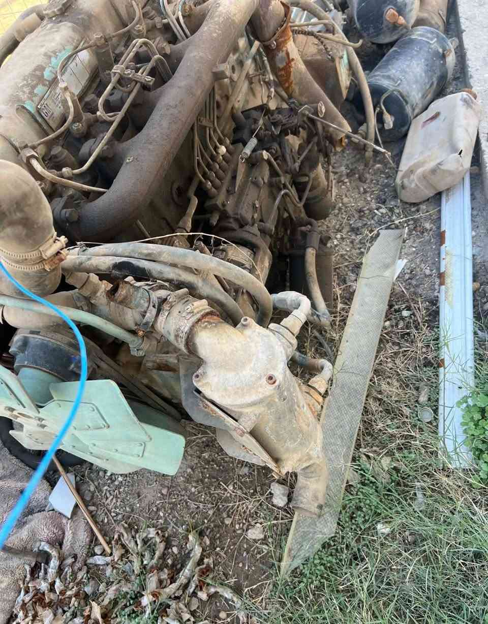 ‏للبيع محرك ***********

