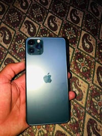 ايفون 11 برو ماكس • ذاكرة ٢٥٦ • بطارية ١٠٠٪