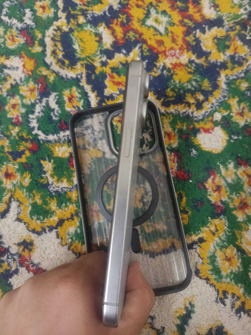 سلام عليكم  15برو ماكس دبل سيمكرت 
مبدل شاشه احسن شي 
بطارية 88 
ذاكرة 256
كله شغال جهاز اي عيب ما بي 
سعر 700
عنواني بغداد مدينة الصدر 
رقم ***********
