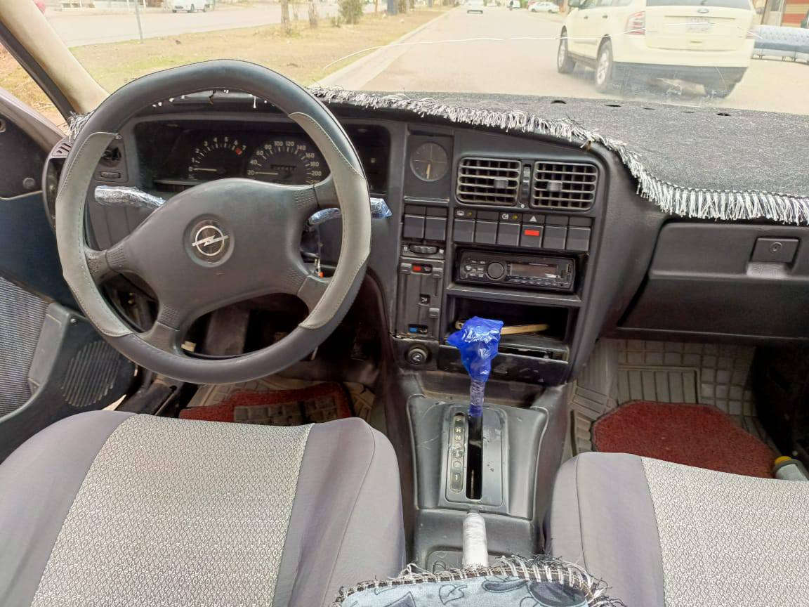 للبيع اوبل اومكيا حجم 20 موديل 1992 رقم كركوك سنويه مشروع وطني منتهيا بل 2024 شرط التحويل والوكاله والغرامات بطاقه بانزين شرط كير ومحرك كير اوتماتيك باتري جديد كهربائيات شغاله ويل كروم بلادي دوشمه جديده السياره نضيفه مال جني العنوان في كركوك السعر 25 ومجال قليل 
***********
***********
