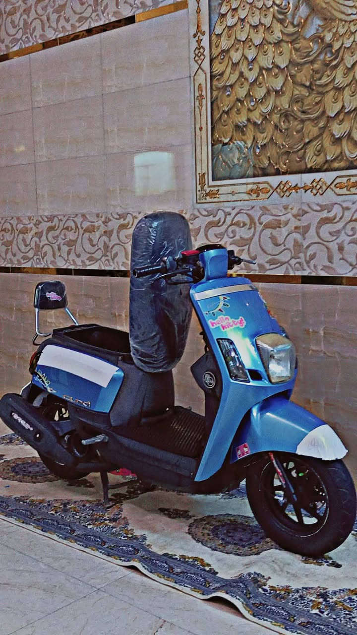 سلام عليكم اليوم اتوفر ماكس بوليس مسطره للعلم  الدراجة  نوزل وليس كاربريتر موديل 2013 الدراجه نضيفه ما ماشيه هواي صارلها شهرين من طلعت من المعرض كفراتها تجاري والبلادي موجود مزوده بلادي من ماركت هايبر اليابنية  العنوان كربلاء  
رقم الهاتف. ***********
السعر خاص.
