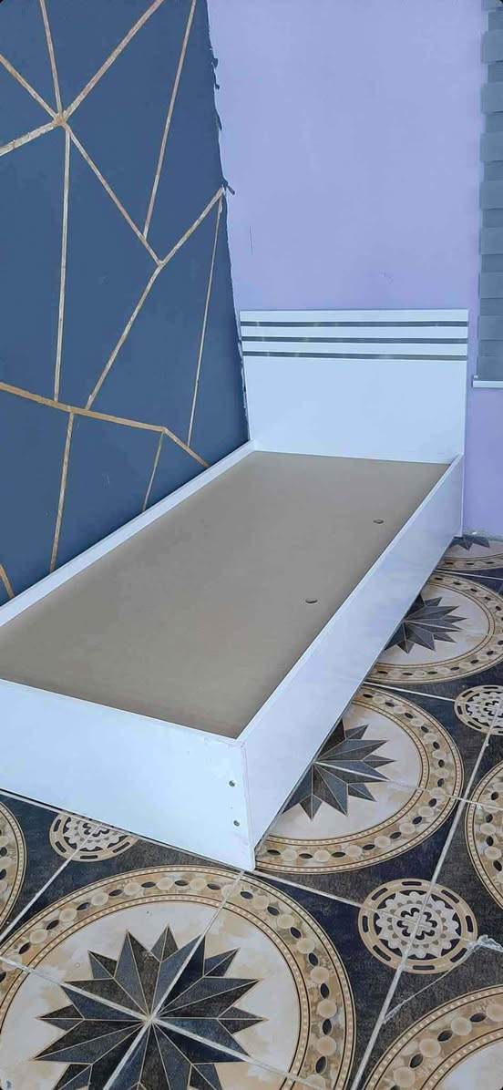 حله شارع 80بالقرب من شارع الحسينيه مقابل عماره ابو امير لكماليات السيارات مجاور منظومه نبع الكوثر *********** سبد ظافر حلة, بابل
