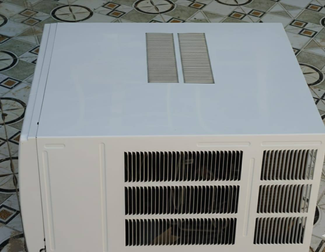 مكيف 2طن للبيع نوعية tosot مستخدم بشكل قليل للاستفسار الاتصال على الرقم ***********
