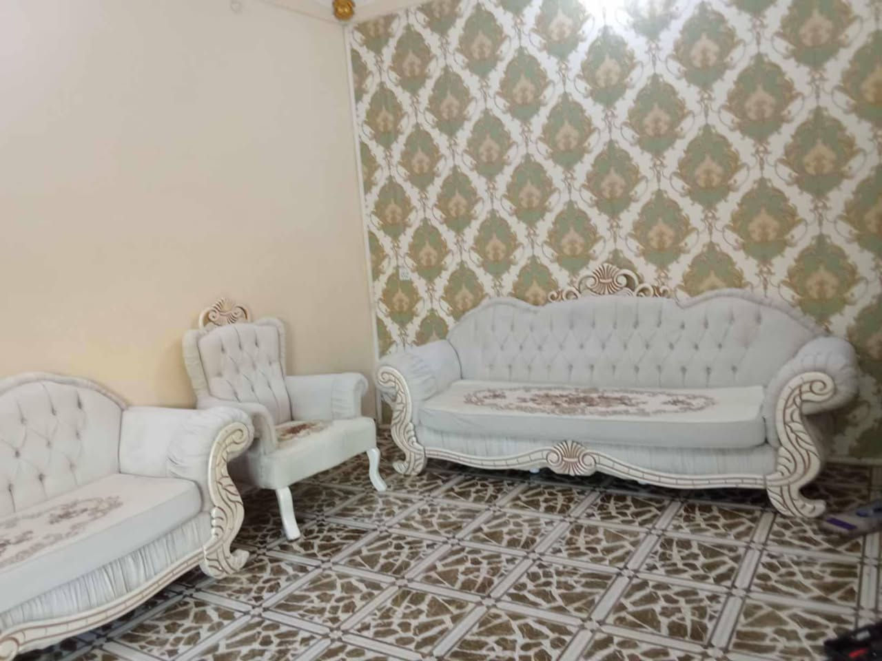 تخم للبيع عشر مقاعد قنفات ثنين واربع كراسي


**إذا كنت صاحب هذا الإعلان وتريد حذفه لأي سبب، رجاءا أرسل رسالة إلى الدعم الفني**