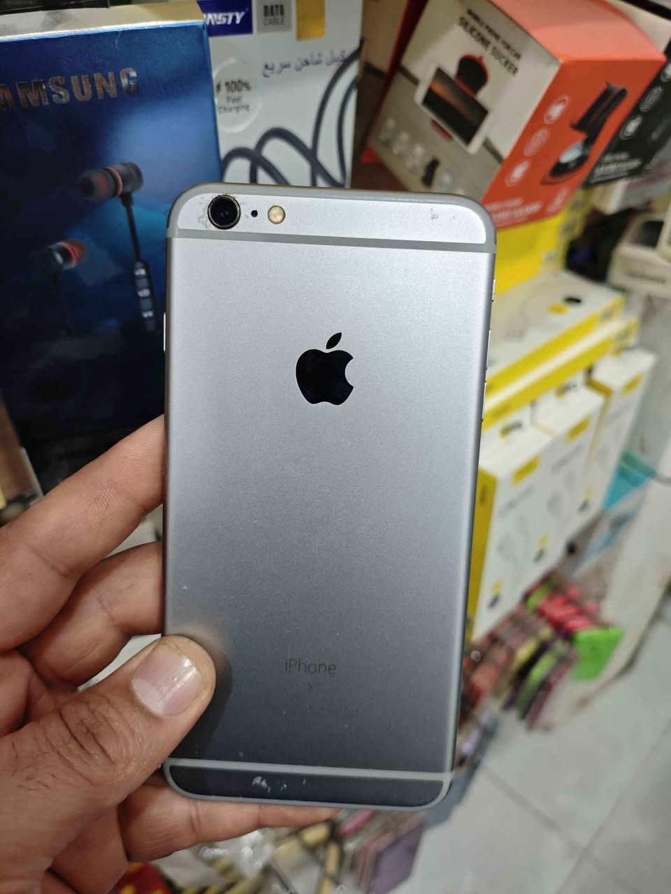 IPHONE 6S PLUS 64 GB ♦

ئایفۆنێکی 6S plus پڵاسی دەستی دوو  خاوێن مەزبوت ♦ 
پاتری 100 زاکیرە 64 گێگا 

نرخ / 55 هەزار و قفڵ  🌷

***********
***********
ناونیشان قەڵادزێ بشدار, السليمانية
