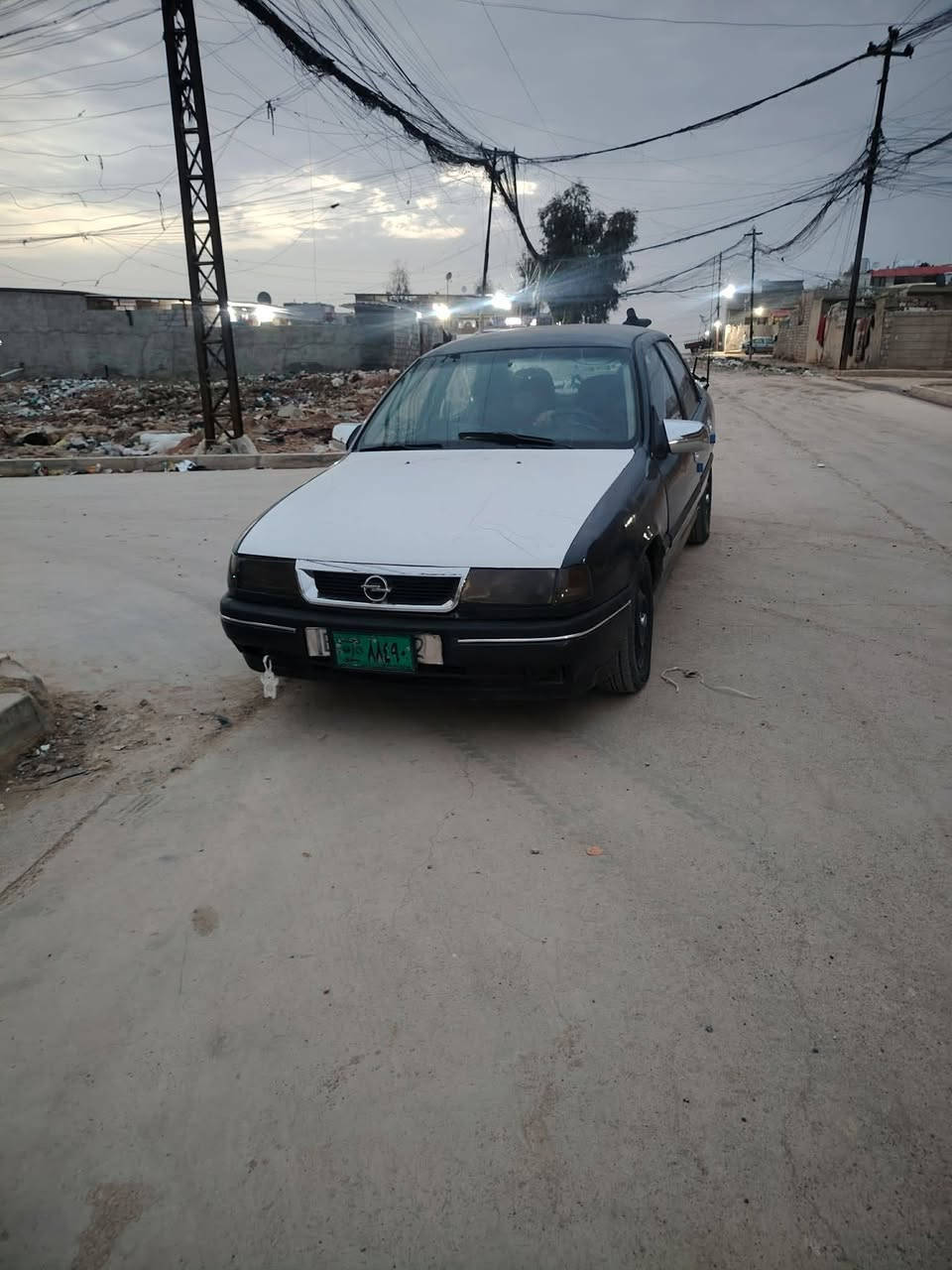 السلام عليكم أوبل فكترا للبيع حجم 20 مصبوغا عام ذرر تحرير مكينه زينه 
دوشمه جديده شرط تحويل 30$ وبيه محال 
للاستفسار 
***********
***********
