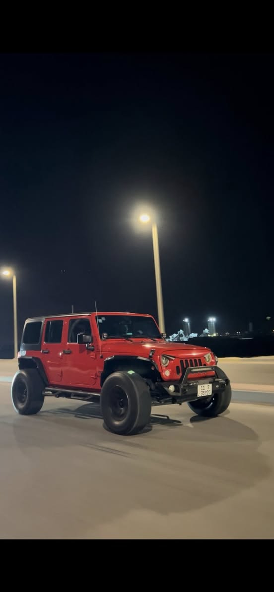 جيب رانجلر sport 2017 رقم بغداد مشروع وطني.
سنوية بأسمي السيارة تحويل ثاني يوم.
ماشيه77ميل و قابل للزيادة.
سيارة نظيفة كلش ونصبتها تخبل.
عليها تزويد الجناحات الحديد و الدوسات والدعاميات + التايرات + كماليات داخلية منطية اضافة كلش راقية .
ضربتها المدكر الامامي الايمن و شبر من البنيد بيها صبعين شاصي تعديل فقط وبيها ضربة صغيرة بين البابين جهة اليسار بيها
امه اللكسل الامامي طاك ملحوم
البيع او مراوس
سعر183بيها مجال 
مكان سياره بصره
***********
