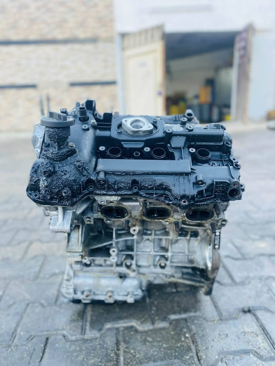 سلام عليكم
للبيع محرك سورنتو 6 سلندر 
حجمه 3300  gbi  
ينشد على الوارد لامريكي فقط 
من مديل 2014 لحد مديل 2021
 المحرك نضيف وشغال بي فقط قبق محترك مثل ما موضح بالصور 
مكاني كربلاء / حي الحسين 
الرقم / ***********
